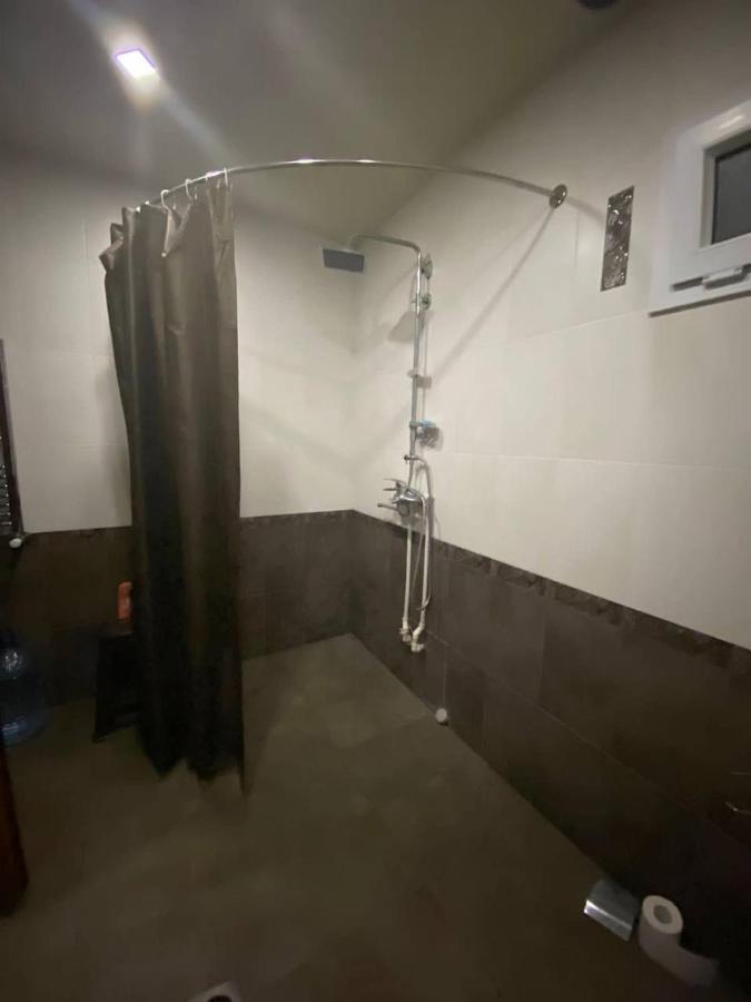 يريفان Hero Hostel المظهر الخارجي الصورة